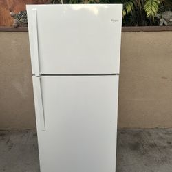 WHIRLPOOL FRIDGE WHITE 18CU FT 30x32x66👍🛑3 MONTHS WARRANTY 