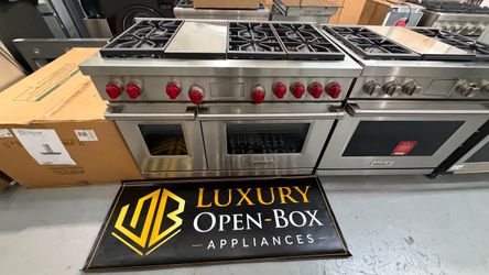 WOLF 48” PROFESSIONAL DUAL FUEL RANGE – $8,999 WITH WARRANTY 🔥 Brand: Wolf Model: DF486G Size: 48” Configuration: 6 Burners + Infrared Griddle Finis