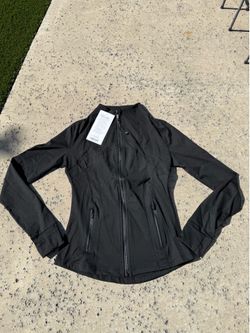 LULULEMON SIZE 2,4,6,8