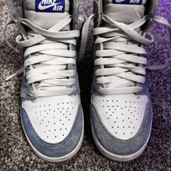  Air Jordan 1 Retro High OG 'Hyper Royal'