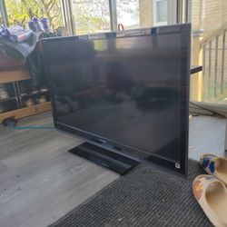 46" SONY TV WORKS GOOD