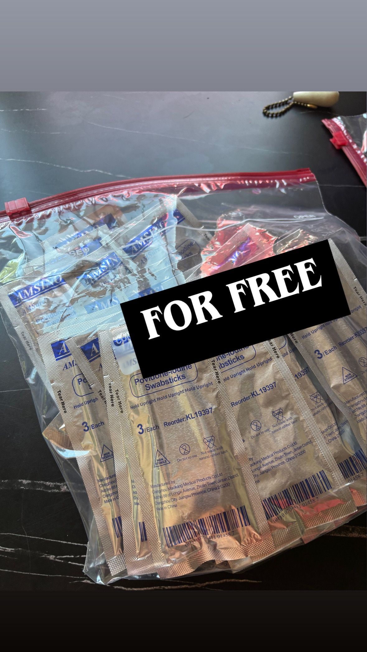 Free Iodine Swabs