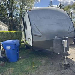 2014 Cruiser RV - Shadow Cruiser S-225RBS