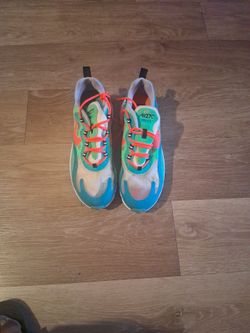 Nike Air react