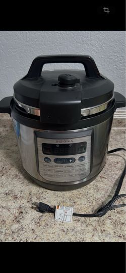 Insignia 8-Quart Multi-Function Pressure Cooker