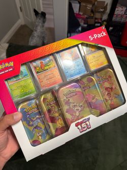POKEMON AND ONE PEICE BOXES