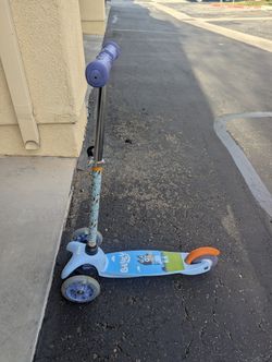 Bluey Scooter