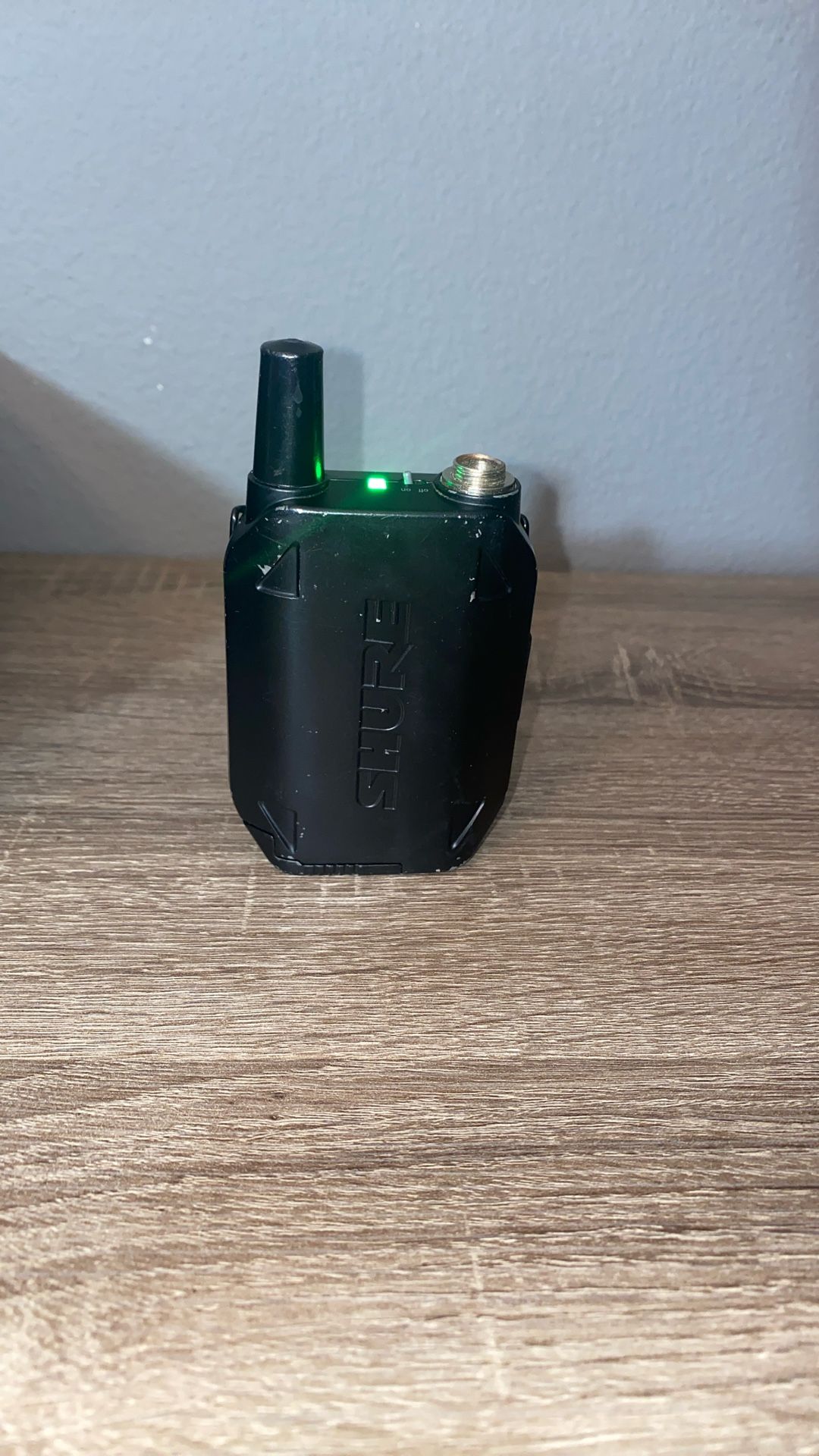 Shure GLXD1 Body-Pack Transmitter 