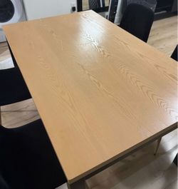 36” x 60” x 39” Wood-Grain Dining Table for 6 People !!no chairs!!