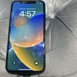 iPhone X – Unlocked – 100% Battery Health – Clean – Works Perfect