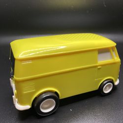 2 VW Bus record player