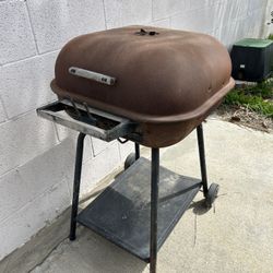 USED Portable Charcoal Outdoor Grill (PICK UP FONTANA)