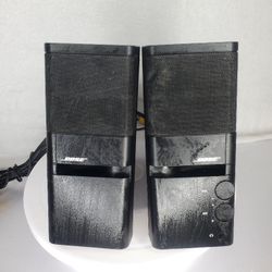 Bose Mediamate Speaker W/ Accwssories