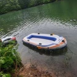 Pathfinder Family Raft - 4 Person 