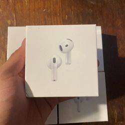 Apple Airpods 4th Generation