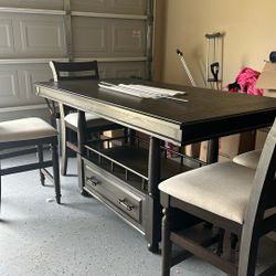 Wood dinning table