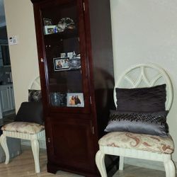 Elegant Decreative Chairs