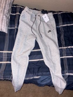 Nike tech sweatpants