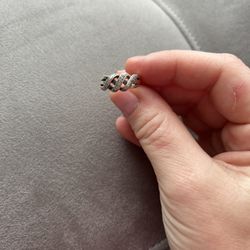 Sterling Silver Ring With Diamonds