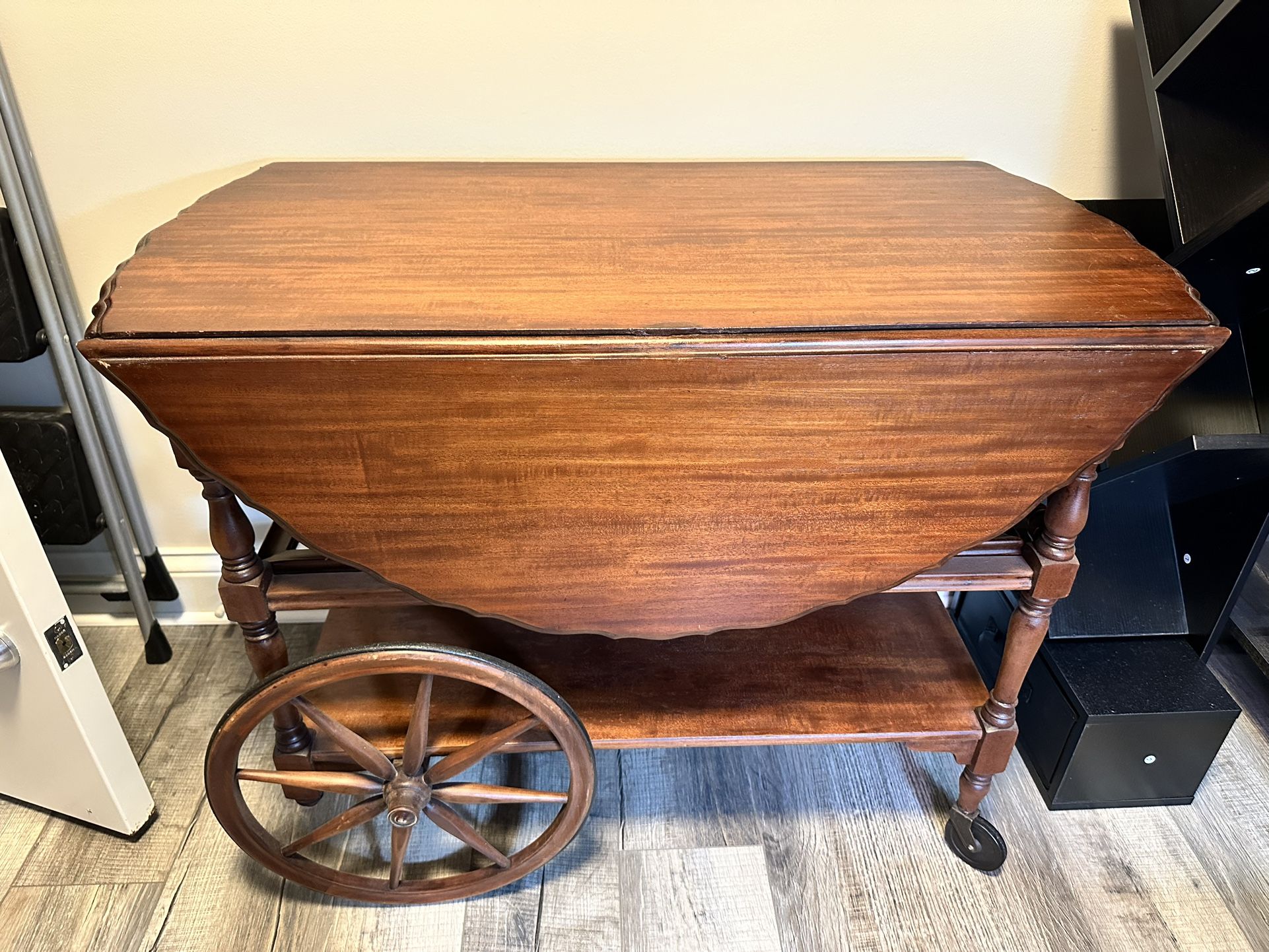 Antique "Imperial" Grand Rapids Mich. Mahogany Tea Cart Beverage Cart #123