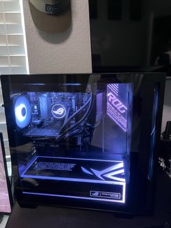 Gaming Pc with mouse and keyboard
