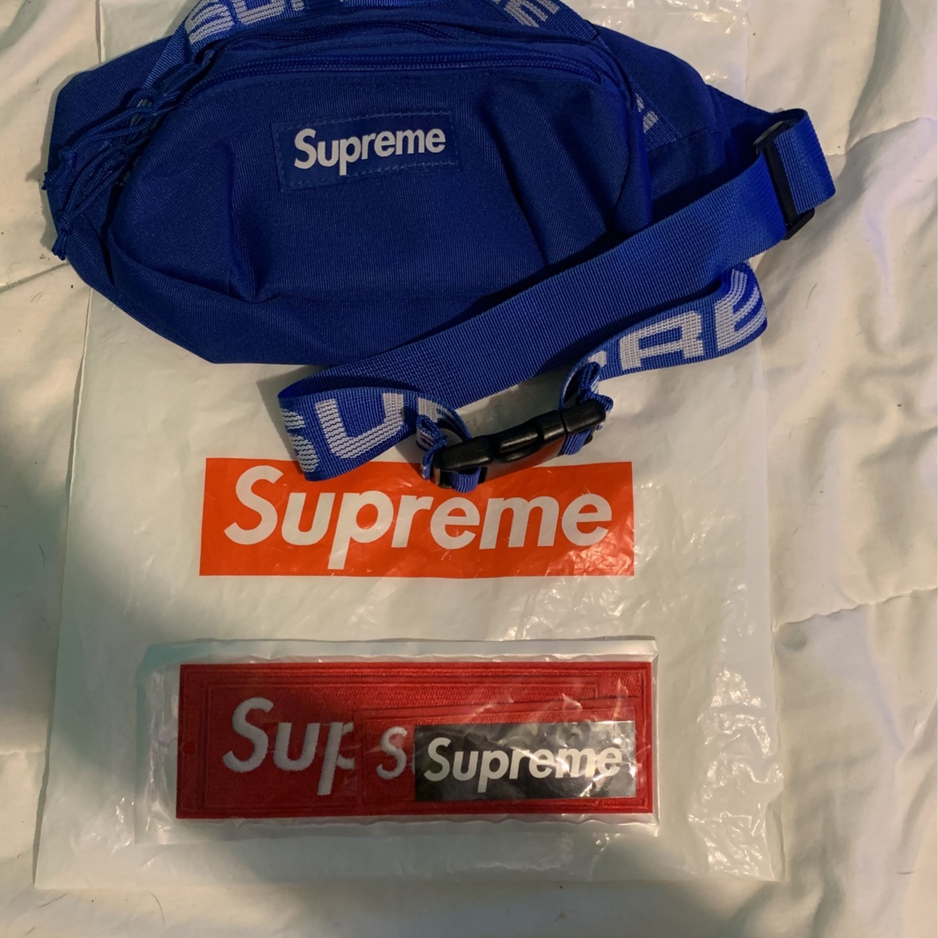 Supreme Fanny Pack, Supreme Bag, Supreme Patches, 1 Supreme Sticker