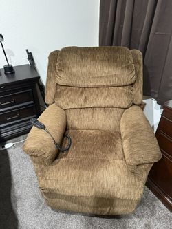 Lazy boy Lift Chair.