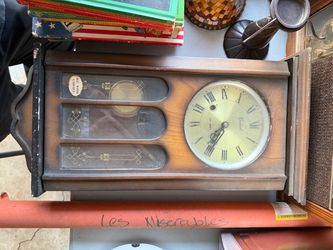 Vintage 35-Day Pendulum Wall Clock
