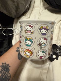Hello Kitty Mugs 