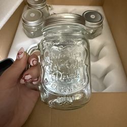 6 Mason Jars with Handle