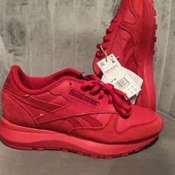 Brand New Reebok 8.5 