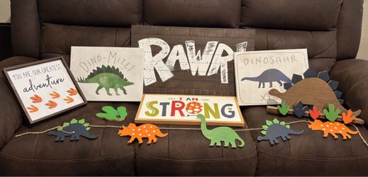 Dinosaur room decor