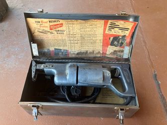 Vintage Milwaukee heavy duty sawzall