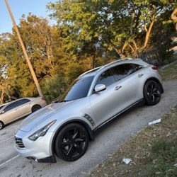 2012 Infiniti Fx50