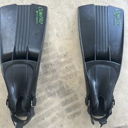 Compro US Divers Diving Fins   Size Medium 9-11