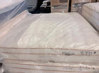 King Mattress SAATVA Classic 14.5”