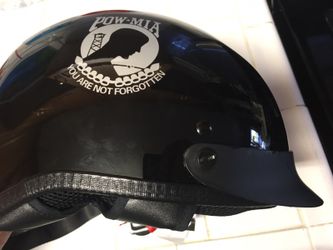 Motorcycle Helmet. DOT L/59-60
