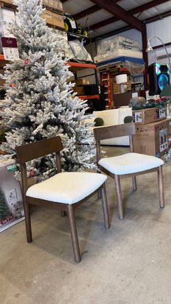 Flexsteel Utility chairs  For 1 $80  2 chairs $160