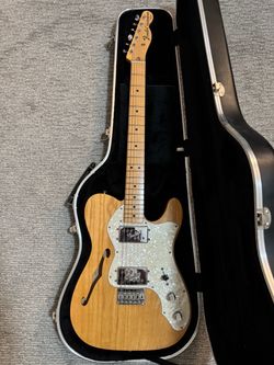 Fender Classic Series 72 Thinline Telecaster Electric Guitar