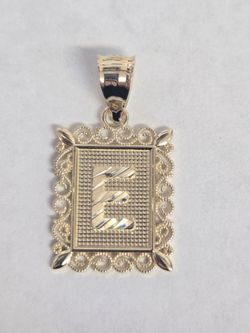 14kt Gold Initial E Letter Charm