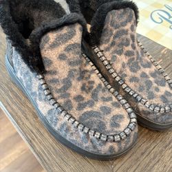 Hey dude woman’s boots