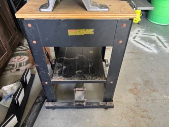 Dewalt Heavy Duty Shop Press Stand