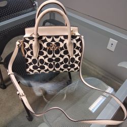 Small COACH Purse 