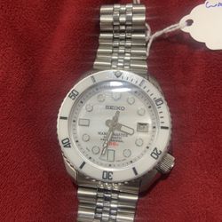 Seiko Marine master Automatic  Mother Of Pearl Face