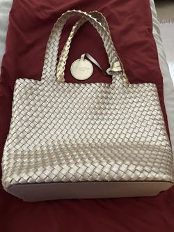 ISLE JACOBSEN Tote Bag