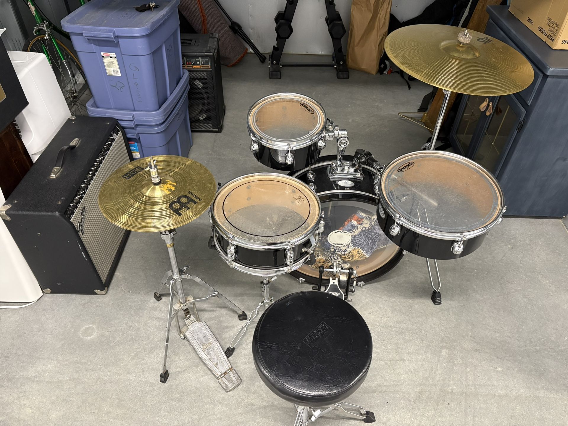 Pearl Rhythm Travel Drum Kit