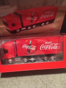 Coca Cola  Bluetooth  truck