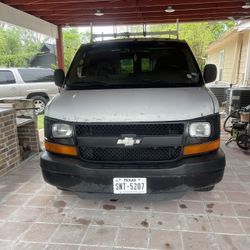 2006 Chevrolet Express Cargo Van