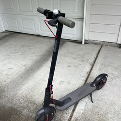  Xiaomi Mi M365 electric scooter, Battery Is Dead 