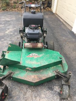 Bob Cat Lawnmower 42 inch good working condition